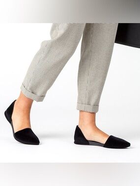 Native Shoes Audrey Velvet Pointed Flat